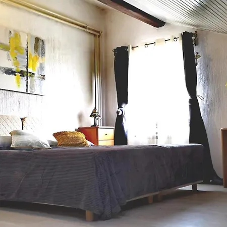 Moderne Ferienwohnung Mit Terrasse *